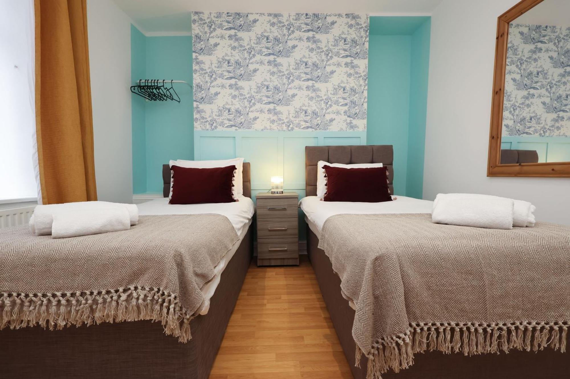Viewing Deck, On-Street Parking, Tv In Every Room Swansea Dış mekan fotoğraf